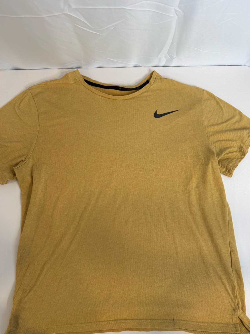Nike Dri-FIT Men's Short Sleeve Training T-Shirt Gold Heather XL